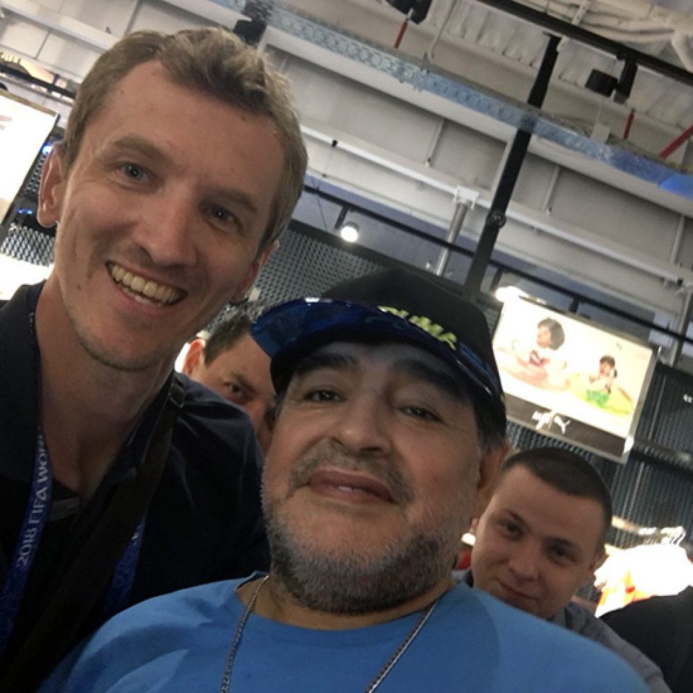 Edin Mahmuljin i Diego Maradona na SP u nogometu u Moskvi