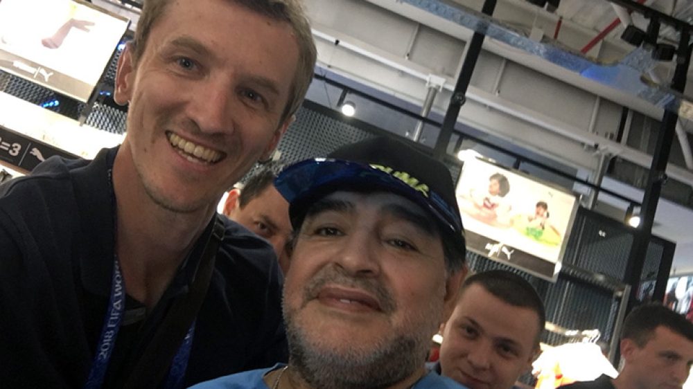 Edin Mahmuljin i Diego Maradona na SP u nogometu u Moskvi